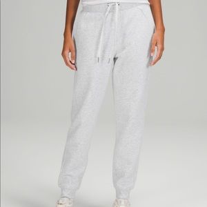 Lululemon Scuba High Rise Jogger